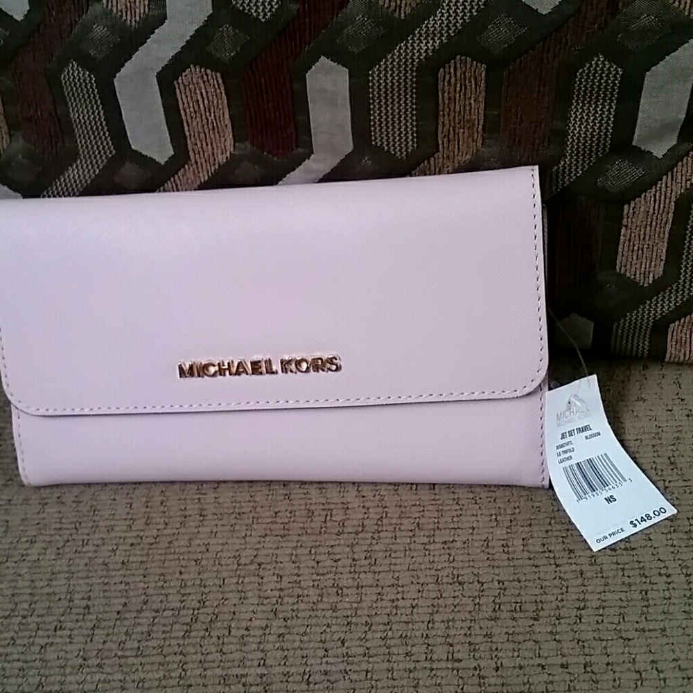 MK Jet Set Leather Wallet